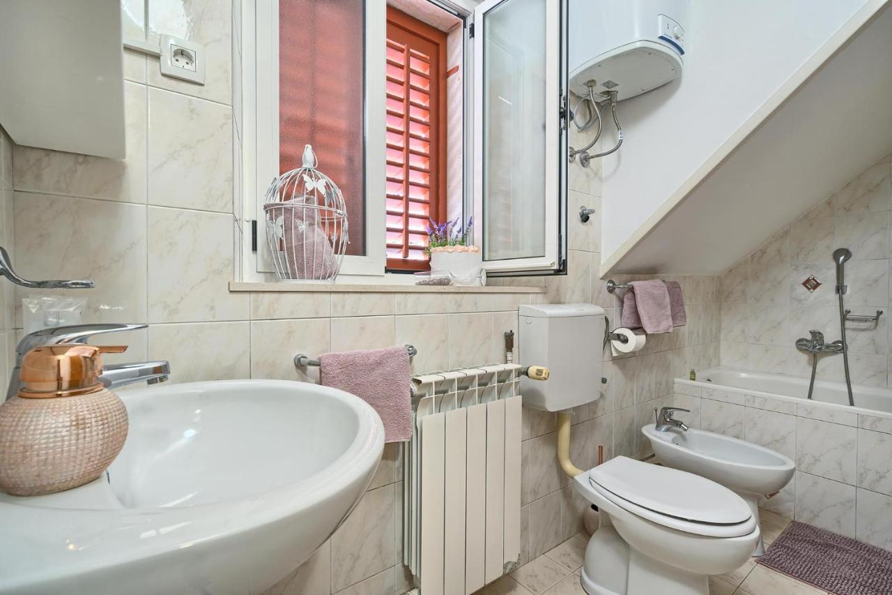 Couple'S Getaway In The Center Of Hvar W/Sea View Hvar Town Esterno foto